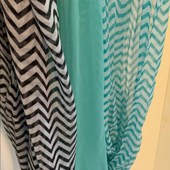 Infinity scarf - Picture 2 of 2